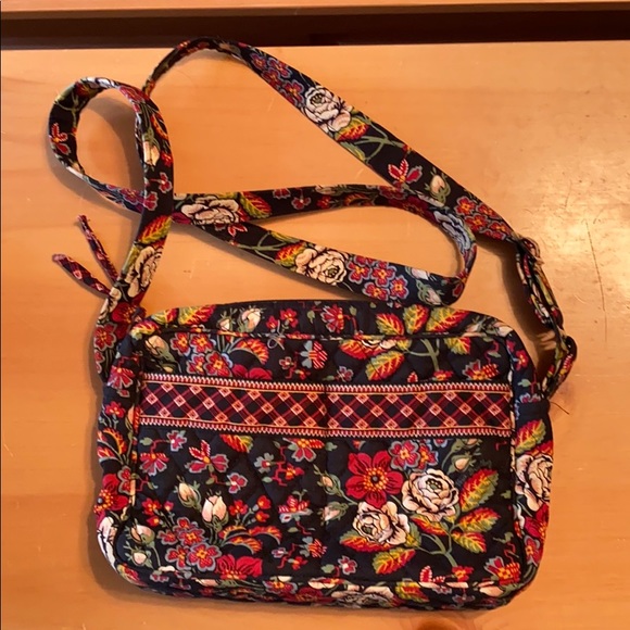 Vera Bradley crossbody bag - Picture 1 of 5
